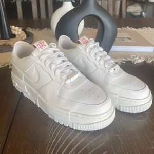 Nike Air Force 1 Pixel Sneakers